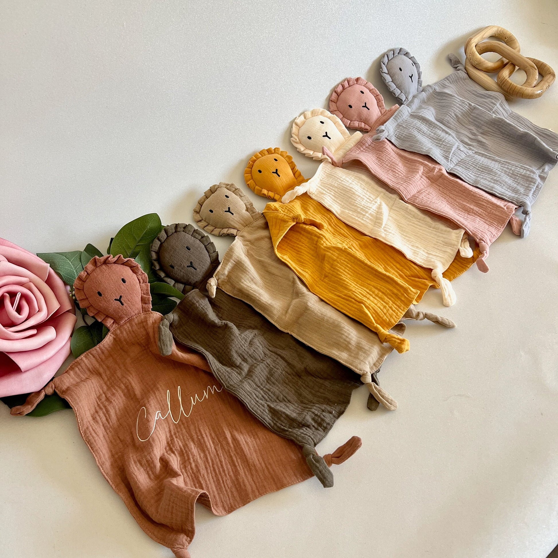 Personalized Lion Lovey, Baby Shower, Small Security Blanket, Personalized Blanket, Security Blanket, Embroidered Baby Gift