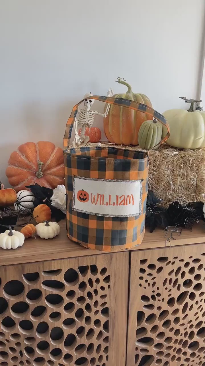 Orange Plaid Pumpkin Trick or Treat Bag, Trick or Treat Bucket, Halloween Bag, Halloween Basket, Halloween Bucket, Cute Halloween Tote