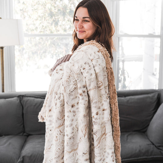 Natural Snow Owl and Latte Glacier Adult Minky Throw Blanket