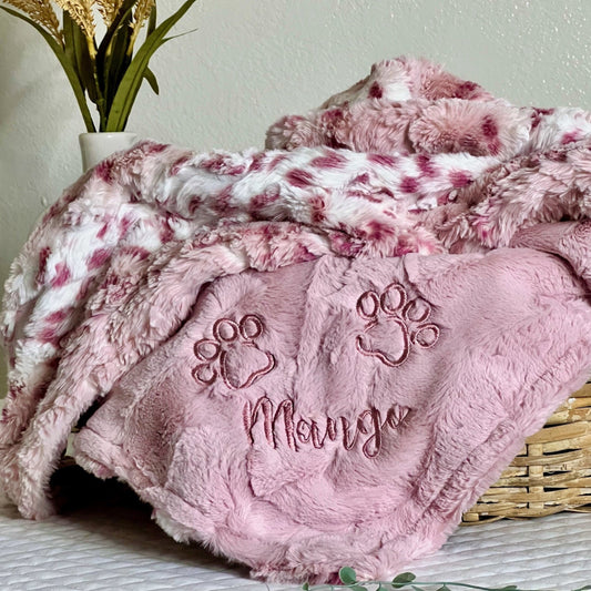 Wildrose Lynx Dog Minky Pet Blanket - Personalized