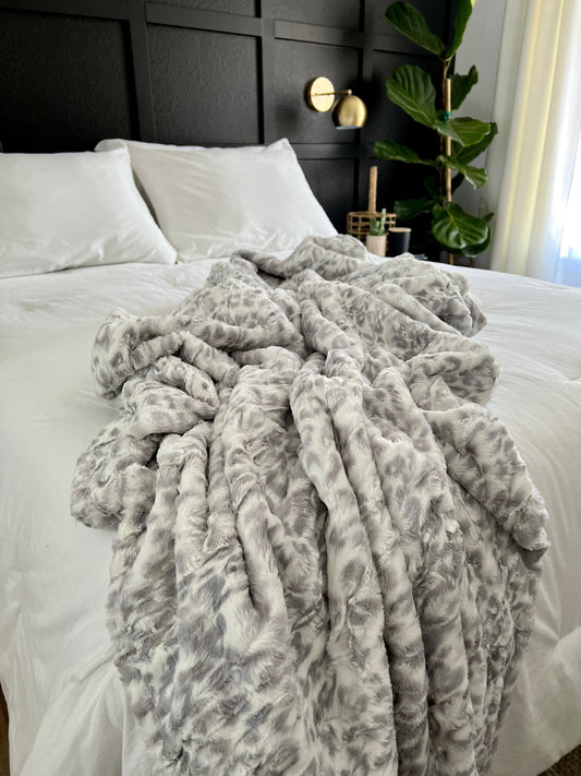 Silver Vapor Jaguar Minky Throw Blanket